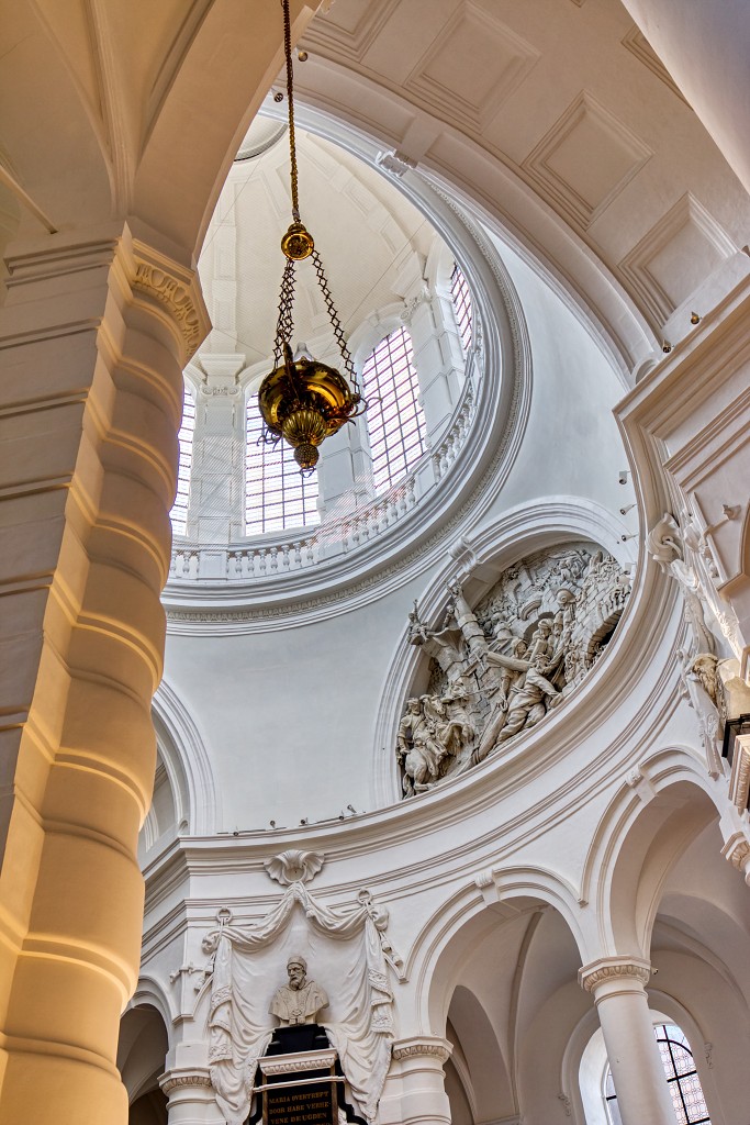 HDR kerkfotografie bedevaart basilique basilica basiliek Hanswijkbasiliek olv hanswijk La Notre-Dame our lady onze lieve vrouw rooms katholiek religie religion bedevaartsoord